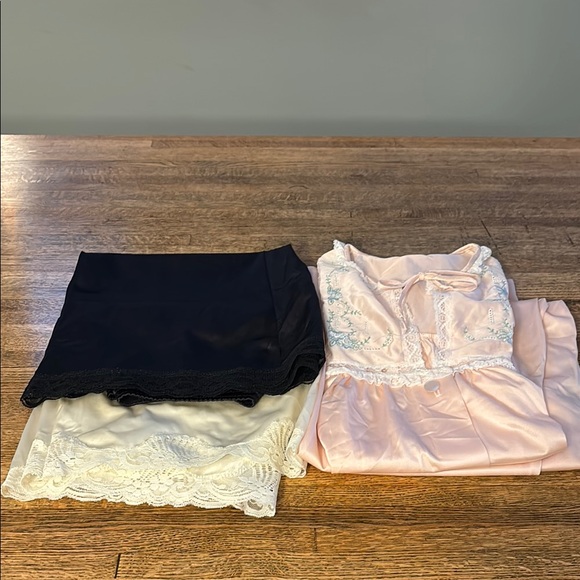 Other - Vintage nylon pale peach pajama set, black slip and cream slip size S
